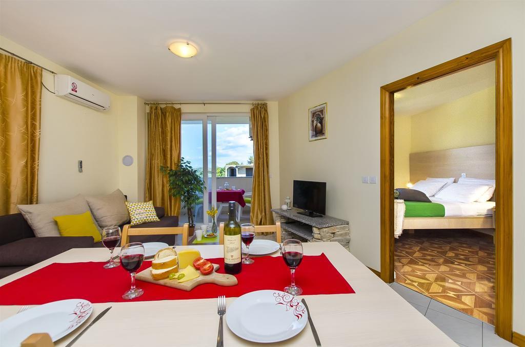 Apartments Glavan Privlaka  Quarto foto